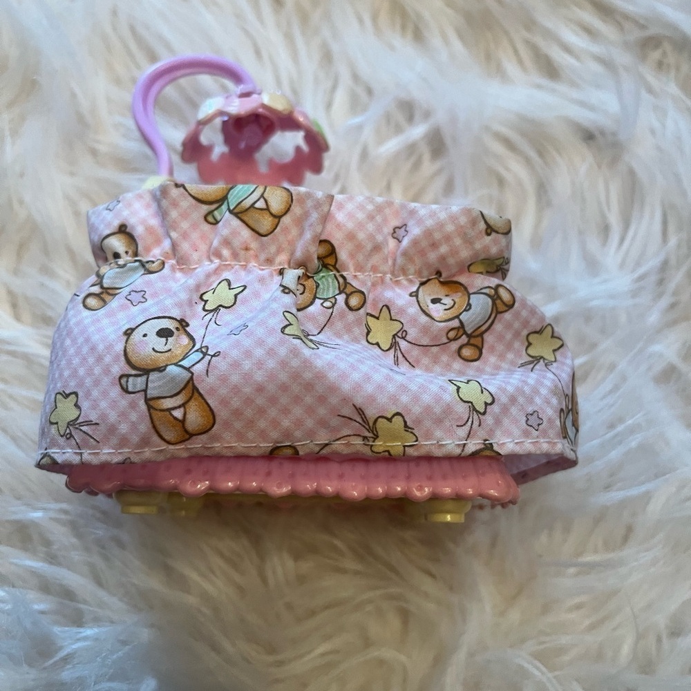 Fisher Price Loving Family Dollhouse 2007 Nursery PINK BABY CRIB w/Mobile - Picture 3 of 4